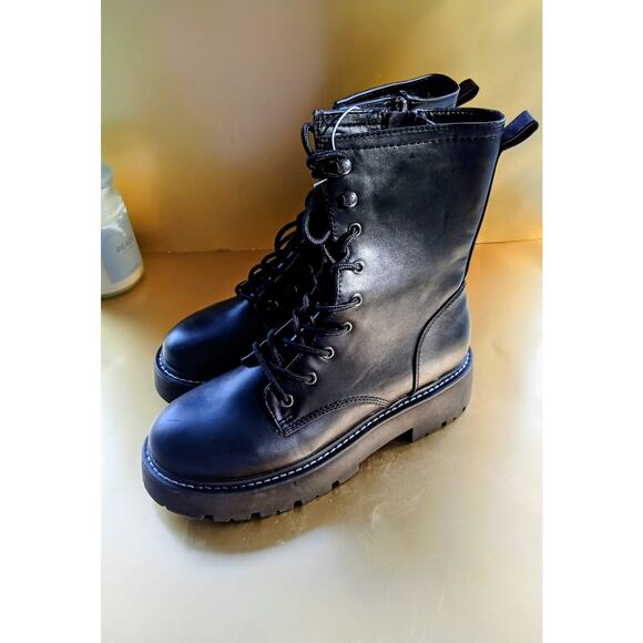 Women's Wild Fable Logan Lug Combat Chunky Boots Black Various Sizes - Picture 5 of 6